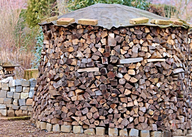 složené dřevo