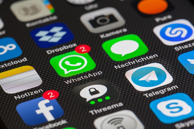 ikony na telefonu – twiter, instagram